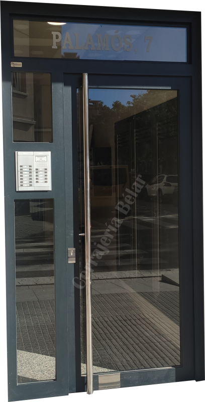 Puerta de cristal modelo Esencial Puerta de cristal modelo Esencial