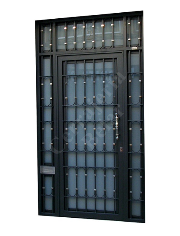 Puerta con bocacartas en inoxidable opcional Puerta con bocacartas en inoxidable opcional