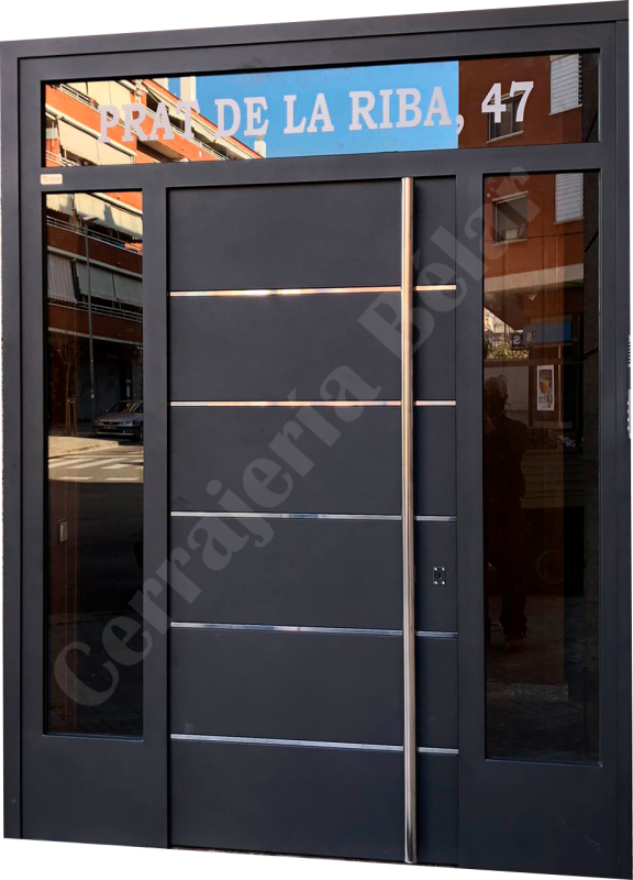 Puerta de comunidad con barrotes de inoxidable horizontales Puerta de comunidad con barrotes de inoxidable horizontales