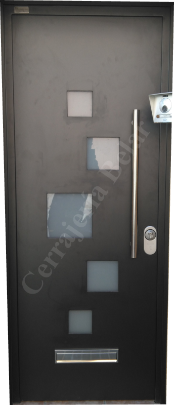 Puerta pintada con epoxi y secado al horno Puerta pintada con epoxi y secado al horno